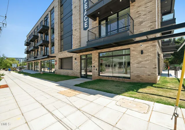 Photo 2 of Condo for sale at 615 W Peace St #304, Raleigh, NC 27605 | MLS# 10181646 | Listing updated on 2026-08-10