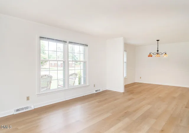 4th image of 4507 Eldorado Dr, Greensboro, NC 27406 | MLS# 10181923