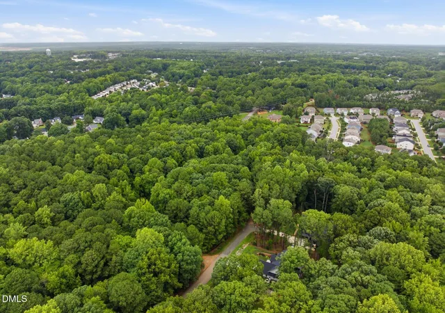 12th image of 796 Estes Ln, Holly Springs, NC 27540 | MLS# 10182921