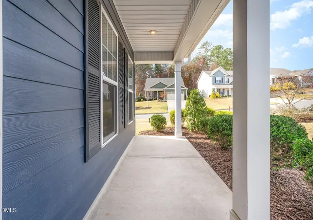 Photo 4 of Single family home for sale at 18 Dover Ridge Ct, Chapel Hill, NC 27517 | MLS# 10181664 | Listing updated on 2026-09-11