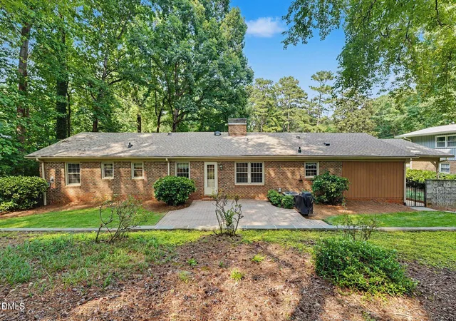 5th image of 5405 Parkwood Dr, Raleigh, NC 27612 | MLS# 10183241
