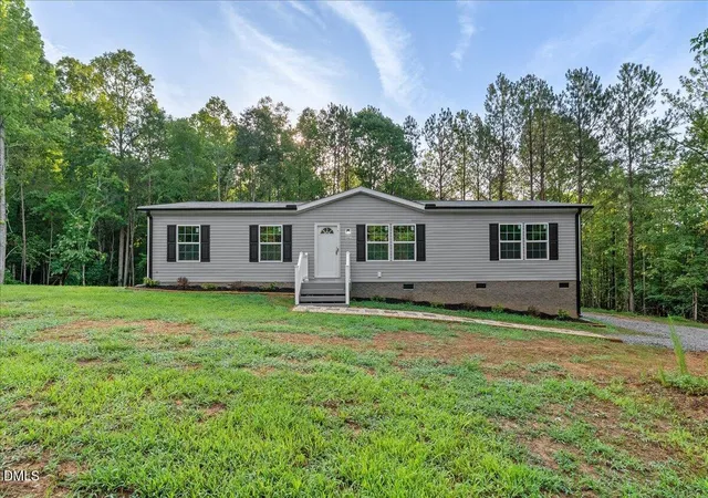 1st image of 3952 Hicksboro Rd, Henderson, NC 27537 | MLS# 10181705