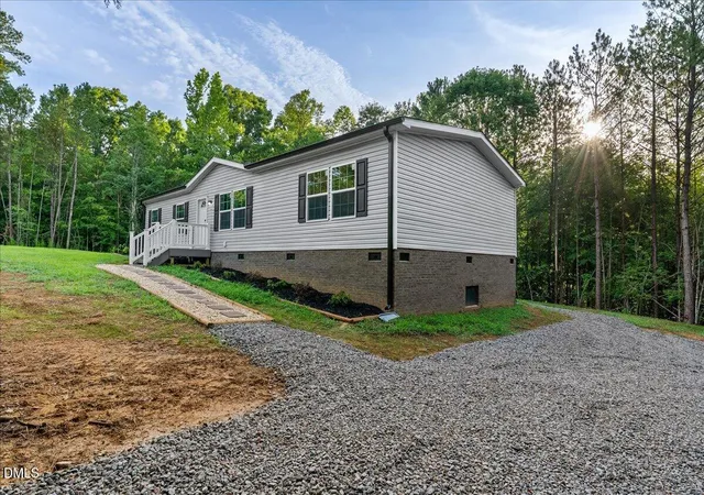 3rd image of 3952 Hicksboro Rd, Henderson, NC 27537 | MLS# 10181705