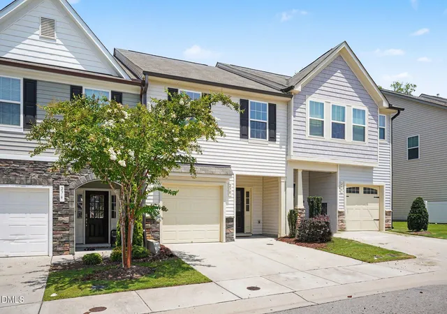 2nd image of 270 E Porthaven Wy, Clayton, NC 27527 | MLS# 10181725