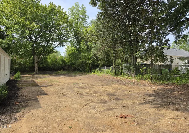 2nd image of 1302 E Jones St, Raleigh, NC 27610 | MLS# 10181760