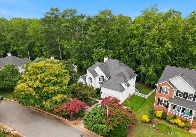 Photo 3 of Sale Pending at 406 Cricketfield Ln, Cary, NC 27518 | MLS# 10182230 | Listing updated on 2026-10-03