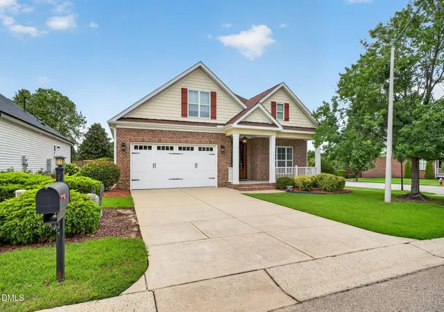 Photo 2 of Sale Pending at 1206 Crystal Water Dr, Fuquay Varina, NC 27526 | MLS# 10182110 | Listing updated on 2026-09-03