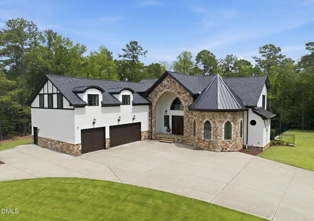 1st image of 222 American Ct, Apex, NC 27523 | MLS# 10184840