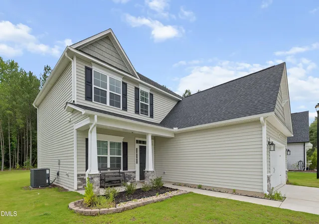 Photo 4 of Single family home for sale at 520 Husketh Rd, Youngsville, NC 27596 | MLS# 10181750 | Listing updated on 2026-07-22