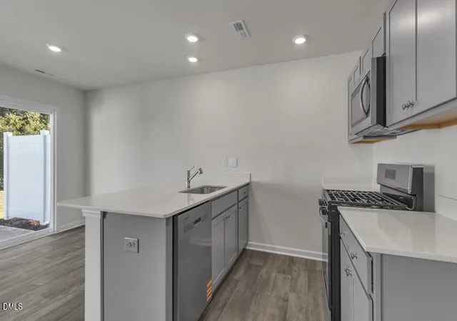 3rd image of 43 Bee Garden Ct, Angier, NC 27501 | MLS# 10181738