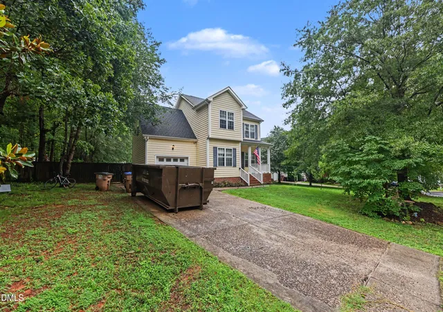 Photo 3 of Single family home for sale at 1100 Kullana Ln, Wake Forest, NC 27587 | MLS# 10182397 | Listing updated on 2026-10-23