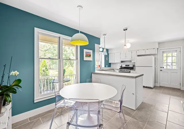 3rd image of 5620 Farley Dr, Raleigh, NC 27609 | MLS# 10183363