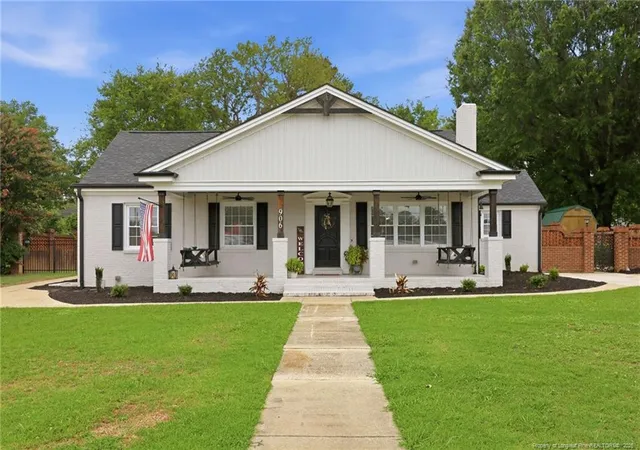 Photo 2 of Single family home for sale at 906 S 8th Street, Lillington, NC 27546 | MLS# 766481 | Listing updated on 2026-09-03