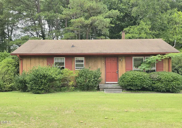 1st image of 140 Evans Rd, Henderson, NC 27537 | MLS# 10182144