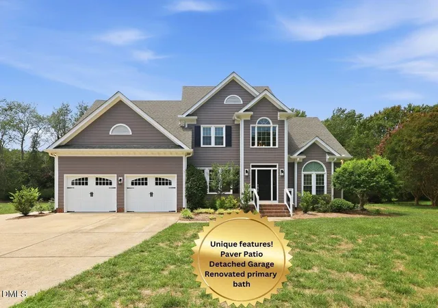 Photo 1 of Single family home for sale at 4008 W Lake Rd, Apex, NC 27539 | MLS# 10182032 | Listing updated on 2026-08-26