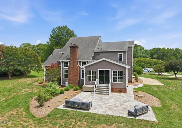 Photo 4 of Single family home for sale at 4008 W Lake Rd, Apex, NC 27539 | MLS# 10182032 | Listing updated on 2026-08-26