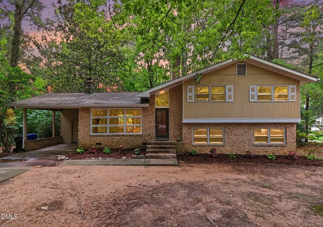 Photo 1 of Single family home for sale at 602 Eden Ln, Chapel Hill, NC 27517 | MLS# 10183121 | Listing updated on 2026-08-23
