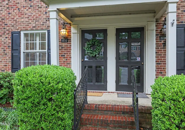 3rd image of 3732 Yorktown Pl, Raleigh, NC 27609 | MLS# 10182652