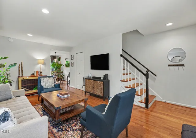 4th image of 3732 Yorktown Pl, Raleigh, NC 27609 | MLS# 10182652