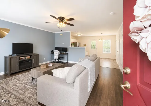 Photo 3 of Sale Pending at 1610 Briarmont Ct, Raleigh, NC 27610 | MLS# 10181968 | Listing updated on 2026-08-20