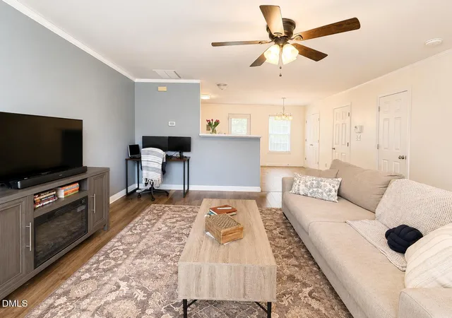 Photo 4 of Sale Pending at 1610 Briarmont Ct, Raleigh, NC 27610 | MLS# 10181968 | Listing updated on 2026-08-20