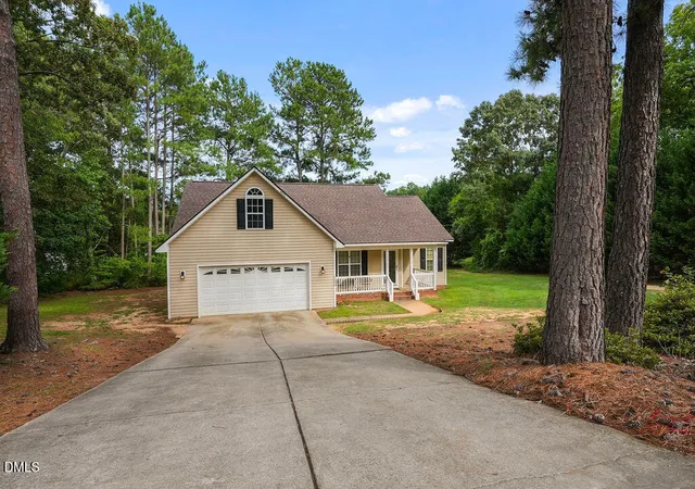 Photo 3 of Sale Pending at 299 Park Ln, Coats, NC 27521 | MLS# 10182123 | Listing updated on 2026-08-27