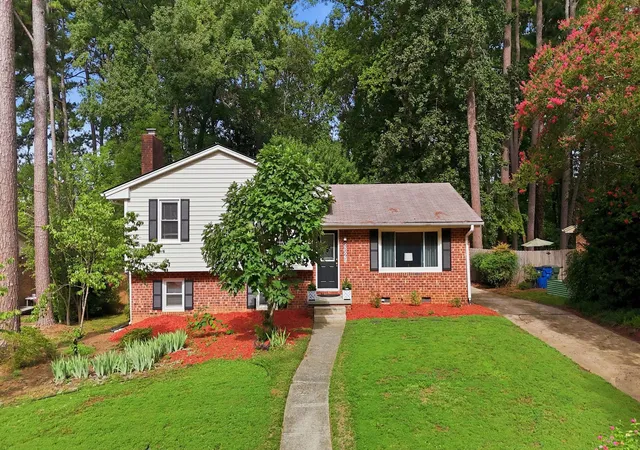 Photo 1 of Sale Pending at 3629 Allendale Dr, Raleigh, NC 27604 | MLS# 10181952 | Listing updated on 2026-08-06