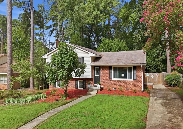 Photo 3 of Sale Pending at 3629 Allendale Dr, Raleigh, NC 27604 | MLS# 10181952 | Listing updated on 2026-08-06