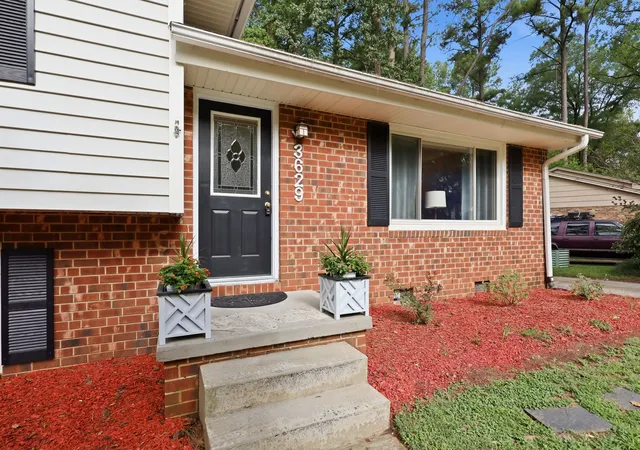 Photo 3 of Sale Pending at 3629 Allendale Dr, Raleigh, NC 27604 | MLS# 10181952 | Listing updated on 2026-08-06