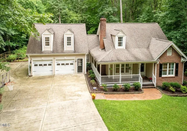 Photo 4 of Sale Pending at 6604 Willow Chase Dr, Willow Spring, NC 27592 | MLS# 10184573 | Listing updated on 2026-09-03