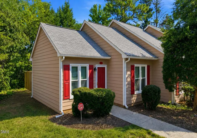 1st image of 3652 Crystal Ct, Durham, NC 27705 | MLS# 10182079