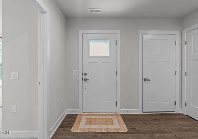 Photo 3 of Single family home for sale at 37 Richfield Ct, Fuquay Varina, NC 27526 | MLS# 10187066 | Listing updated on 2026-10-07