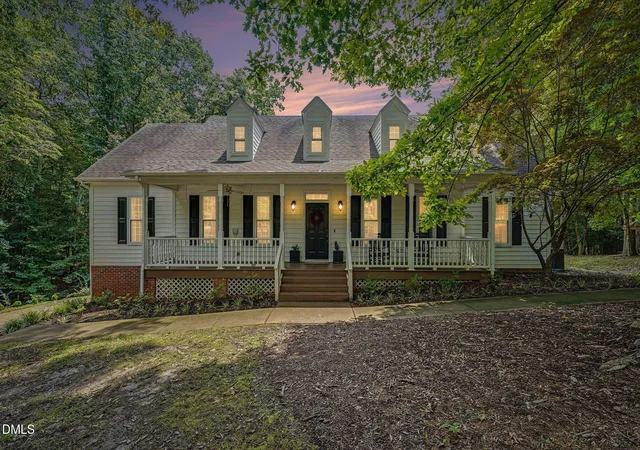 2nd image of 6233 Hilbert Ridge Dr, Holly Springs, NC 27540 | MLS# 10182824