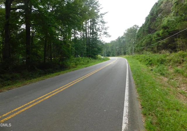 2nd image of 4815 Redwood Rd, Durham, NC 27704 | MLS# 10182033