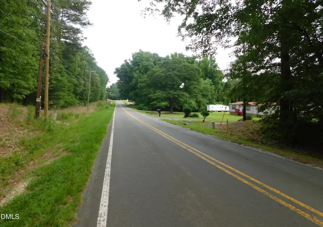 3rd image of 4815 Redwood Rd, Durham, NC 27704 | MLS# 10182033