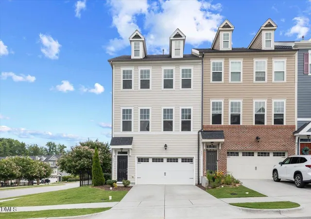 Photo 2 of Townhouse for sale at 801 Grafton Peak Ln, Apex, NC 27523 | MLS# 10182208 | Listing updated on 2026-08-17