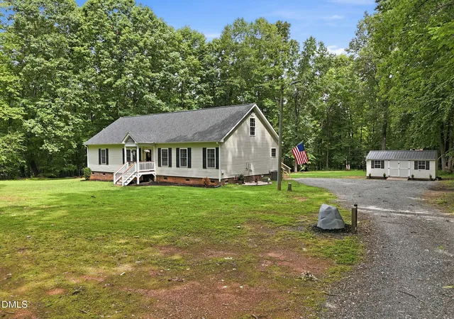 2nd image of 1507 Rainbow Cir, Oxford, NC 27565 | MLS# 10182089