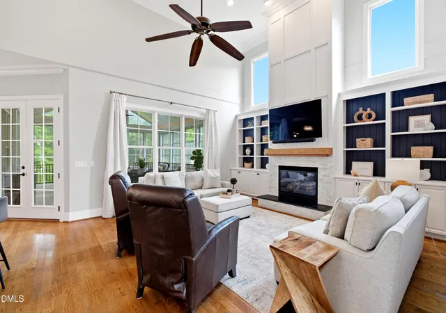 Photo 4 of Single family home for sale at 1199 Joslyn Ridge Ct, Apex, NC 27502 | MLS# 10183588 | Listing updated on 2026-09-16