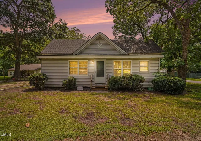 1st image of 502 N Cypress St, Wendell, NC 27591 | MLS# 10182471