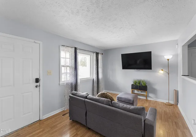 Photo 3 of Single family home for sale at 3873 Cumberland Rd, Fayetteville, NC 28306 | MLS# 10183477 | Listing updated on 2026-08-24