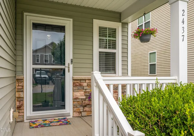 Photo 3 of Sale Pending at 2437 Ferdinand Dr, Knightdale, NC 27545 | MLS# 10183741 | Listing updated on 2026-08-18