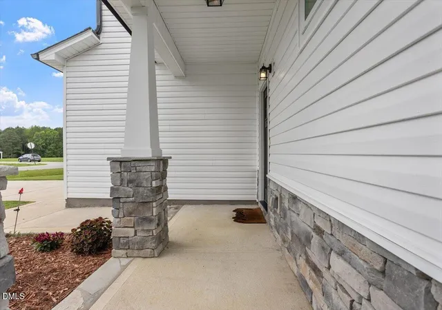 Photo 4 of Single family home for sale at 155 Colby Farm Dr, Kenly, NC 27542 | MLS# 10182199 | Listing updated on 2026-09-09