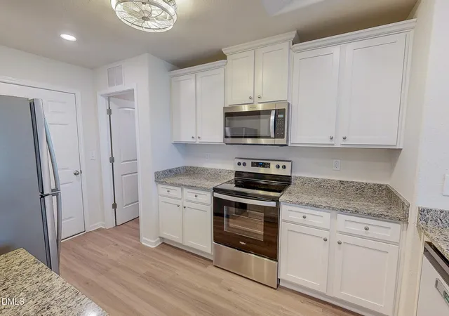 Photo 3 of Single family home for sale at 30 Harrow Ter, Roxboro, NC 27574 | MLS# 10182525 | Listing updated on 2026-09-09
