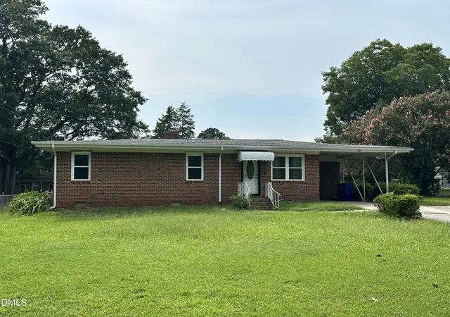 Photo 1 of Single family home for sale at 205 Cloverdale Dr, Smithfield, NC 27577 | MLS# 10182158 | Listing updated on 2026-07-31