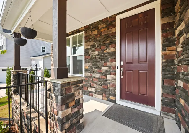 Photo 5 of Single family home for sale at 457 High Woods Ridge, Chapel Hill, NC 27517 | MLS# 10183290 | Listing updated on 2026-09-02