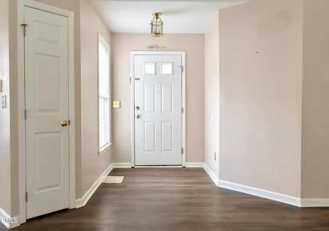 Photo 3 of Single family home for sale at 6 Bethany Pl, Durham, NC 27712 | MLS# 10182473 | Listing updated on 2026-09-17