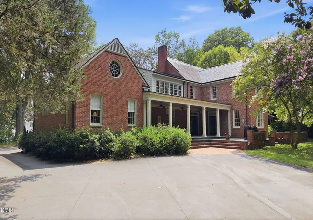 5th image of 608 Raleigh Rd Pkwy W, Wilson, NC 27893 | MLS# 10182220