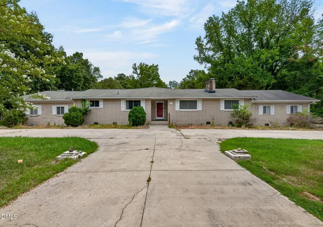 Photo 1 of Single family home for sale at 2903 Neville Rd, Chapel Hill, NC 27516 | MLS# 10182657 | Listing updated on 2026-09-01