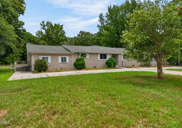 Photo 2 of Single family home for sale at 2903 Neville Rd, Chapel Hill, NC 27516 | MLS# 10182657 | Listing updated on 2026-09-01