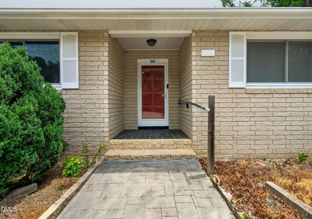 Photo 5 of Single family home for sale at 2903 Neville Rd, Chapel Hill, NC 27516 | MLS# 10182657 | Listing updated on 2026-09-01